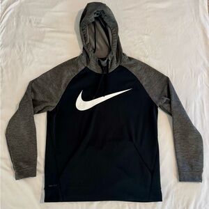 Nike Men's Black and Gray Pullover Hoodie